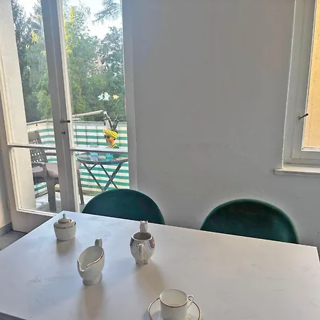 Andere Perspektive - 92m2 - Balcony - Free Parking Appartement