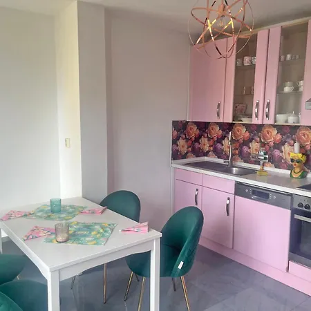 Andere Perspektive - 92m2 - Balcony - Free Parking Appartement Graz