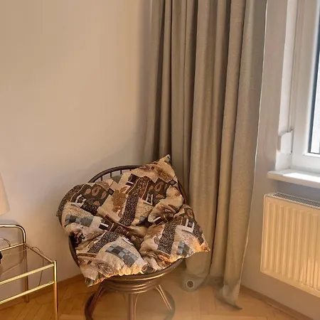 Andere Perspektive - 92m2 - Balcony - Free Parking Appartement