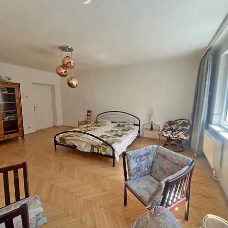 Andere Perspektive - 92m2 - Balcony - Free Parking