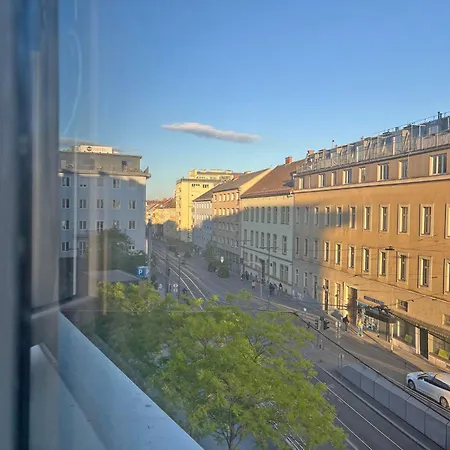 Andere Perspektive - 92m2 - Balcony - Free Parking Appartement Graz